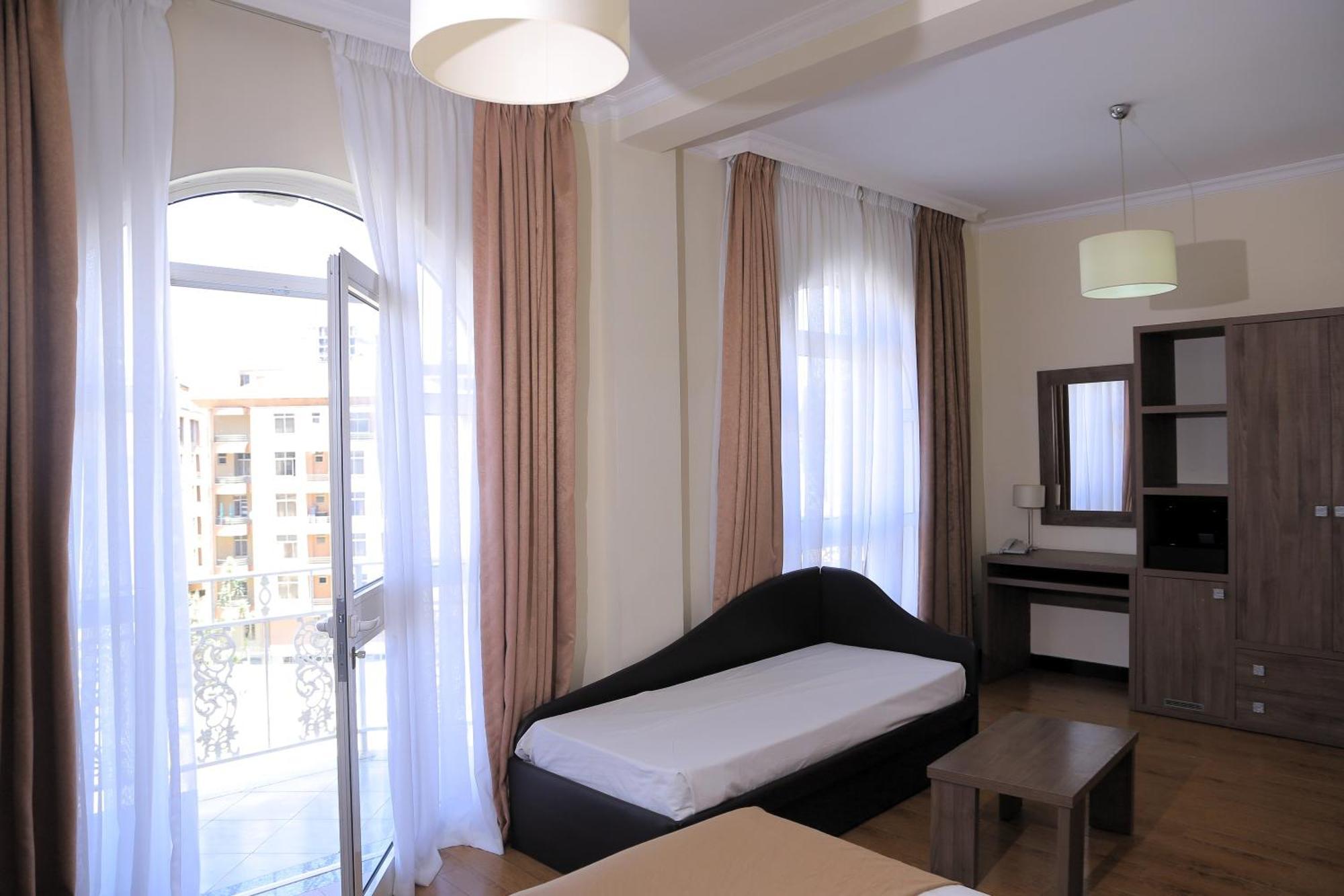 Venetian Hotel Addis Ababa Dış mekan fotoğraf